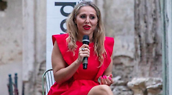 Delitto di Garlasco, il dna sulle unghie di Chiara Poggi. Rita Cavallaro su Il Tempo: "Ecco perché la genetista punta alla famiglia Sempio"