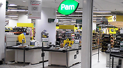 Cassiere licenziato in tronco, il no della Pam a Giomi arriva fino in Regione. “Fulmine a ciel sereno” 