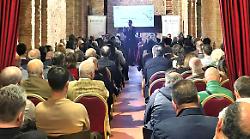 Enoteca italiana, tavola rotonda sulle strategie e passaggi generazionali nel mondo del vino