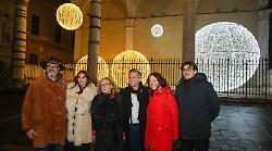 Accese le luminarie natalizie in centro storico