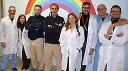Ospedale le Scotte Siena, due interventi combinati e ad alto rischio su un bambino per curare una complessa polmonite