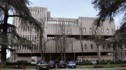 Violenta rapina per strada ma arriva l'assoluzione per due maranza