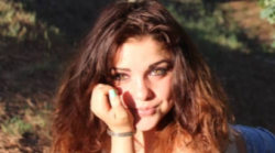 Trovata morta a 26 anni in casa dalla madre: chi era la giovane vittima, indagini in corso. Dolore e lutto