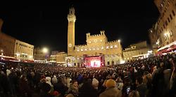 "Siena &egrave; bellissima": lo stupore delle persone accorse per il Capodanno