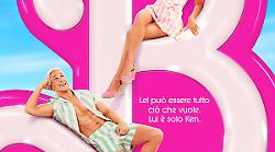 Barbie, tutti i riferimenti alla bambola Mattel nel film, dal dettaglio dei piedi di Margot Robbie al cameo di Dua Lipa