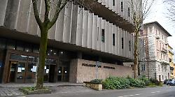 Perseguita la ex con centinaia di chiamate e appostamenti al lavoro: lei &egrave; costretta a cambiare vita. La vicenda in tribunale