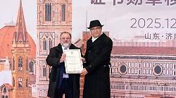 Da Shandong a Chongqing: Pizzichini crea un ponte tra l'arte senese e cinese