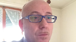 Travolto e ucciso per strada da un'auto, chi era la vittima. Il commosso ricordo: "Esempio di gentilezza e cordialit&agrave;"