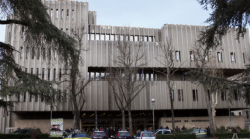 Funi sganciate, fa un volo di 5 metri: operaio ferito, due colleghi sono a processo