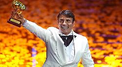 Sal Da Vinci vince il Festival di Sanremo. Sayf secondo. La classifica finale | VIDEO