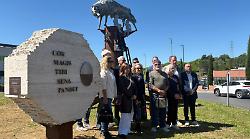 Inaugurata la scultura &ldquo;Cor magis tibi Sena pandit&rdquo; di Alberto Inglesi