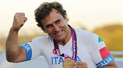 Addio ad Alex Zanardi: l'incidente sull'handbike in Val d'Orcia, l'operazione alle Scotte e l'inchiesta della Procura. Il ricordo