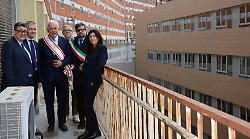 Ospedale le Scotte, benvenuto al "Padiglione Toscana". Giani: "Pronto a met&agrave; giugno"