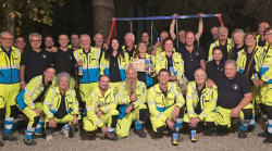 I volontari ti accompagnano in banca, dal parrucchiere o a fare la spesa: la Misericordia aiuta i pi&ugrave; fragili