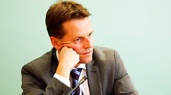 Morte David Rossi, l'annuncio di Giletti: "Sono state riaperte le indagini sul caso"