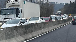 Code, disagi e cantieri a rilento, l'Autopalio resta una groviera. Scoppia lo scontro politico