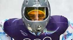 Olimpiadi invernali, il casco della memoria di Vladyslav Heraskevych trae ispirazione dal Senese: il retroscena