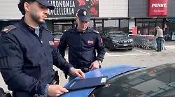 Stagista alla cassa durante la rapina al supermercato, la rabbia di Filcams Cgil