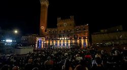 Concerto per l&rsquo;Italia, Piazza del Campo diventer&agrave; il 18 luglio un palco stellare con Bollani e Harding