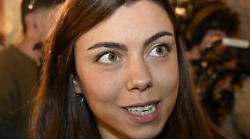 Morte David Rossi, Carolina Orlandi non si sente pi&ugrave; sola: &ldquo;Primo anniversario con le istituzioni vicine&rdquo;