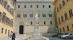 Mps, oggi sul tavolo arriva il piano Mediobanca: al centro il concambio