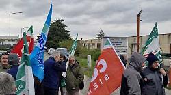 Chiude il magazzino Acqua & Sapone: adesione totale allo sciopero