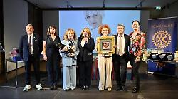 Commozione e solidariet&agrave; al Premio Toffa: premiata Cinzia Leone. Gaia Tancredi: "Messaggi fondamentali"