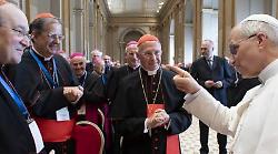 Trump attacca il Papa, l&rsquo;abbraccio di Lojudice: &ldquo;Le critiche non lo fermeranno&rdquo;