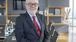 Bisoni nuovo presidente Mps, vince ancora Lovaglio