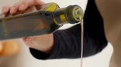 Olio extravergine, raccolti in aumento ma prezzi record