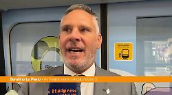 Milano, Metro 5 inaugura il treno brandizzato per le Olimpiadi