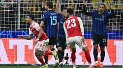 L'Arsenal sa solo vincere, Inter battuta 3-1 a San Siro
