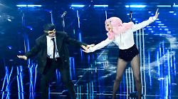 Sanremo, Ditonellapiaga con TonyPitony vince serata cover. Sorpresa Morandi