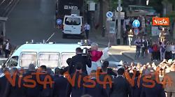 Papa Leone XIV lascia in papamobile la Basilica di San Giovanni in Laterano a Roma