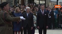 Mattarella in Lussemburgo incontra il Granduca Enrico, ecco gli onori militari