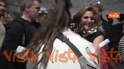 Flotilla, abbracci per gli attivisti con amici e familiari al rientro a Fiumicino