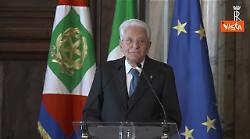 Mattarella premia Cavalieri e alfieri del Lavoro: Responsabilità sociale appartiene a tutti