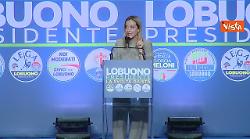 Meloni: "Solo gli italiani mi possono mandare a casa". Standing ovation a Bari