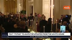 Trump saluta Elon Musk con un buffetto alla cena di Gala in onore di bin Salman alla Casa Bianca