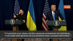 Trump: "Putin vuole che l'Ucraina abbia successo" e Zelensky sorride