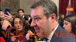 Salvini: "Siamo dalla parte dell'agente di Polizia che si &egrave; difeso, no polemiche"