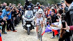 Strade Bianche, parla il trionfatore Tadej Pogacar: &ldquo;Ho provato una grande gioia e mi sono anche goduto la folla&rdquo;