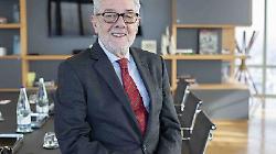 Bisoni nuovo presidente Mps, vince ancora Lovaglio