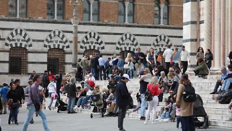 turisti a Siena