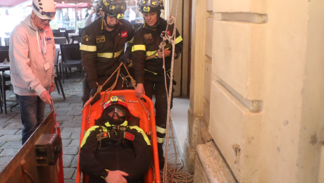 Vigili del Fuoco, maxi esercitazione in Piazza del Campo: simulate emergenze tra bottini e Torre del Mangia