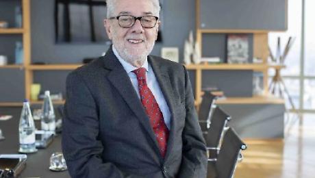 Bisoni nuovo presidente Mps, vince ancora Lovaglio