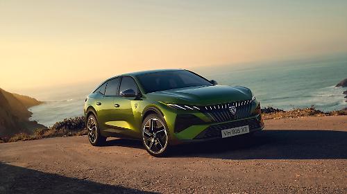 Peugeot rivede al 408