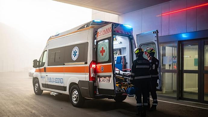 ambulanza falsa ai ia