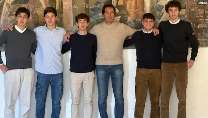 Cinque studenti del liceo Piccolomini si scoprono maghi della finanza