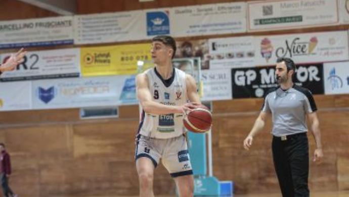 I rossoblu sfoderano il settebello Contro Casale partita senza storia